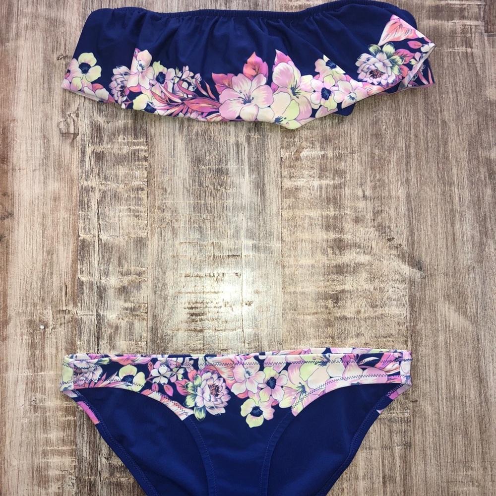 American Eagle Floral Bikini Set